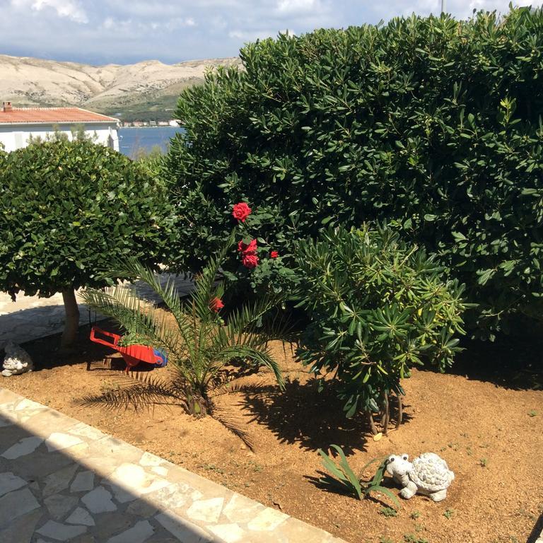 Island Of Pag Holiday Apartments Pag Town Exterior foto