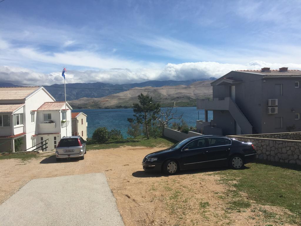 Island Of Pag Holiday Apartments Pag Town Exterior foto
