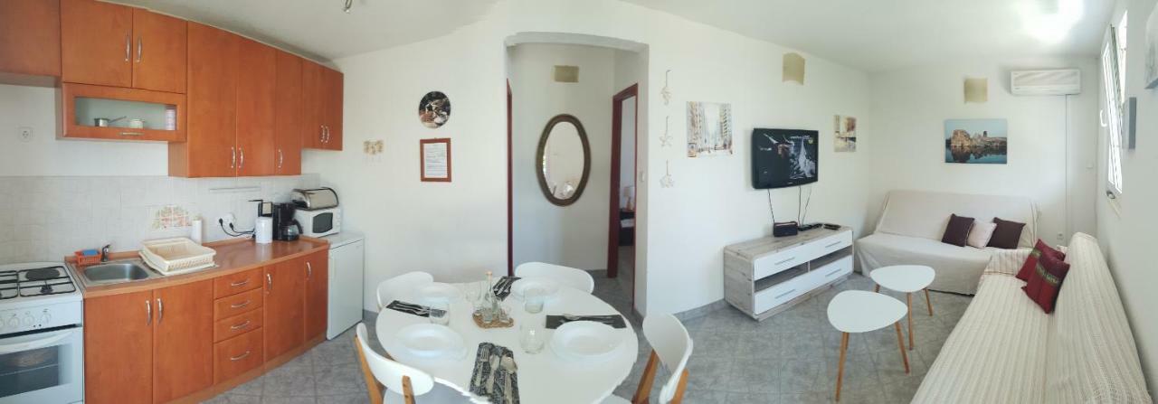 Island Of Pag Holiday Apartments Pag Town Exterior foto