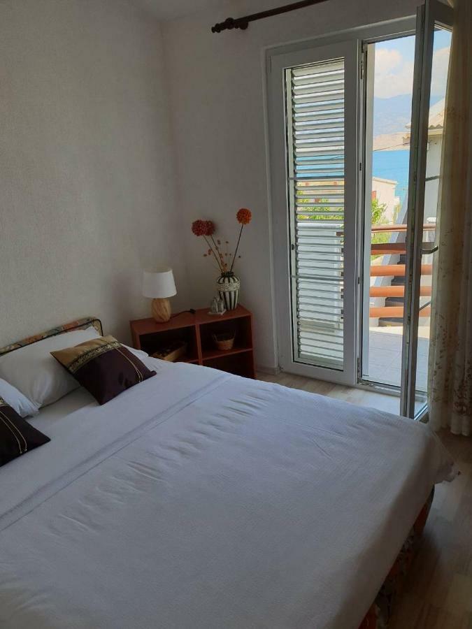 Island Of Pag Holiday Apartments Pag Town Exterior foto
