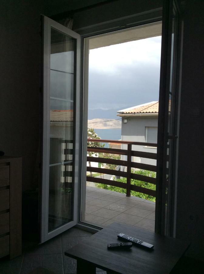 Island Of Pag Holiday Apartments Pag Town Exterior foto