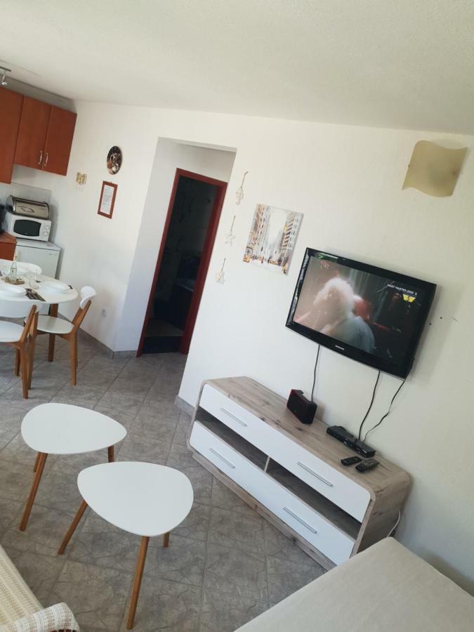 Island Of Pag Holiday Apartments Pag Town Exterior foto
